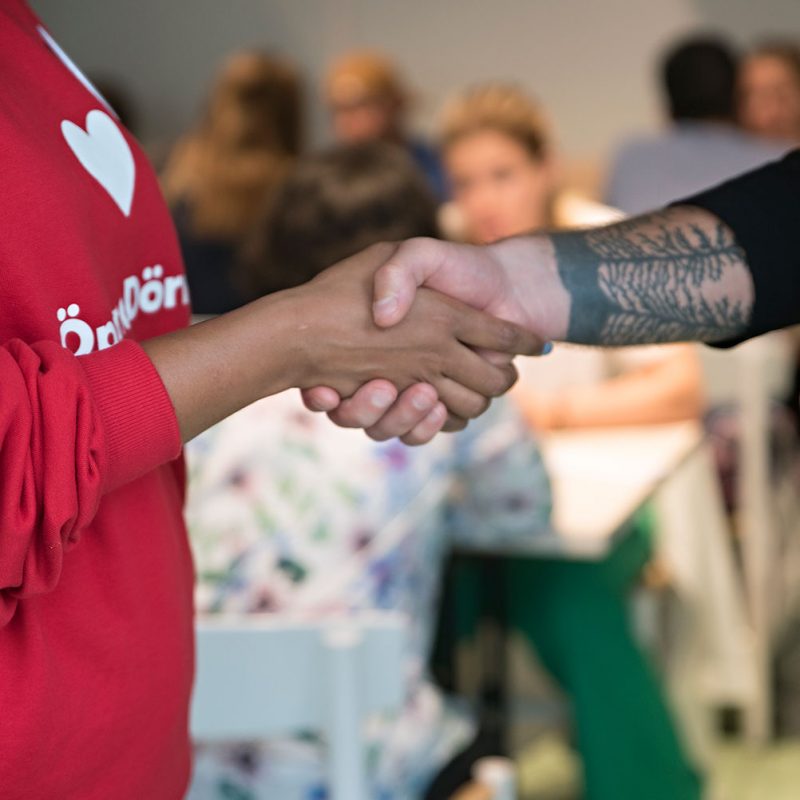 24% får jobb eller praktik efter ett möte